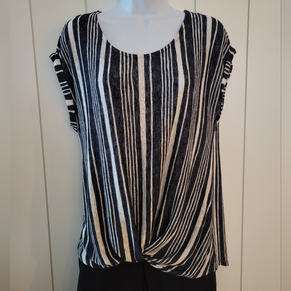 W5 Concepts Anthropologie Navy White Stripe Dolman Twist Front Top Large - Picture 1 of 5